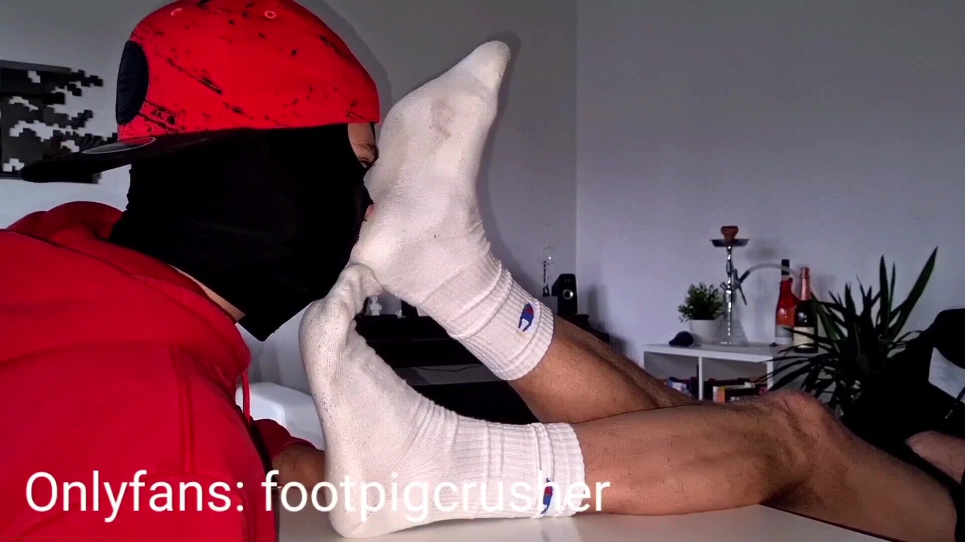 Kinky young boy sniffs my smelly gym socks - ThisVid.com