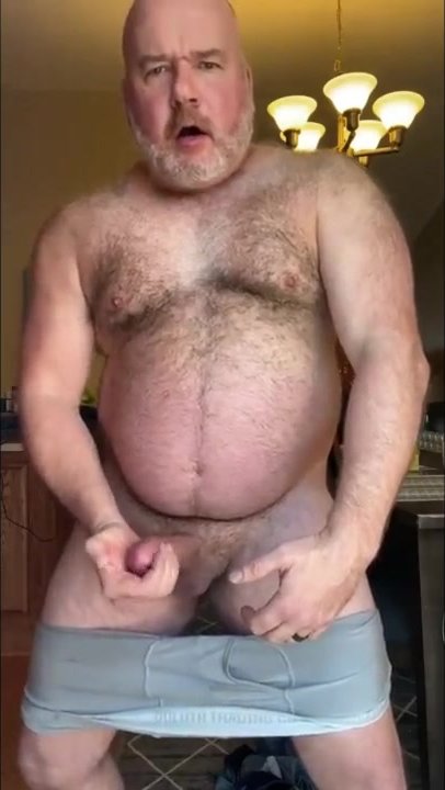 406px x 720px - Big Dick Bear Jacking Off - ThisVid.com