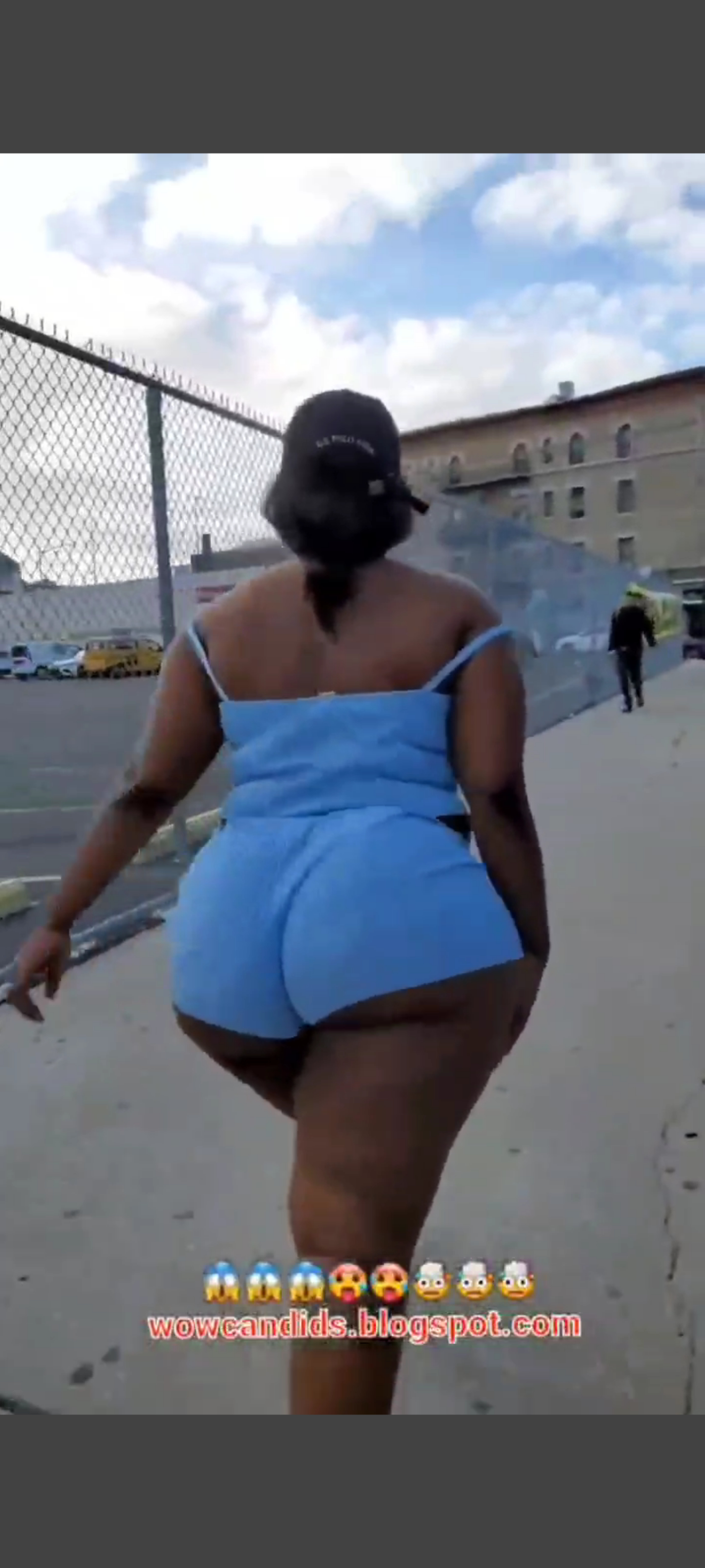EXTREME BIG TEASING BBW BOOTY CANDID CAPTURE PT.2 picture