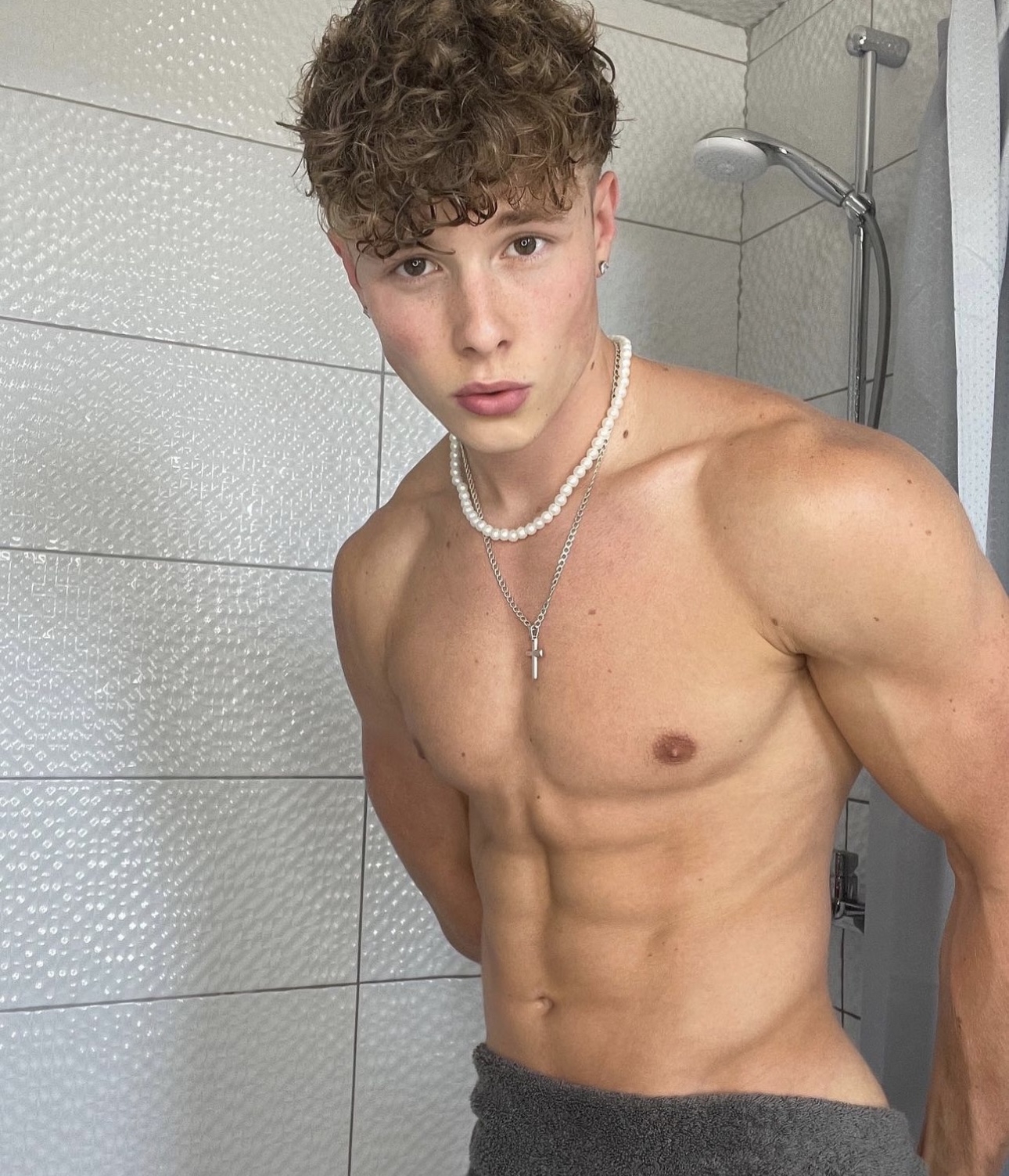 1290px x 1503px - CUTE* German twink showers - ThisVid.com