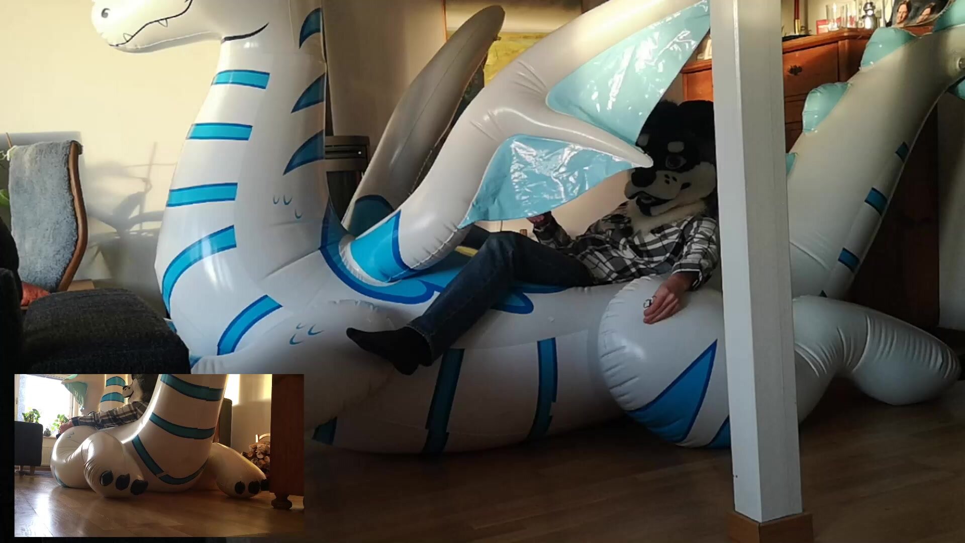 Inflatable popping porn