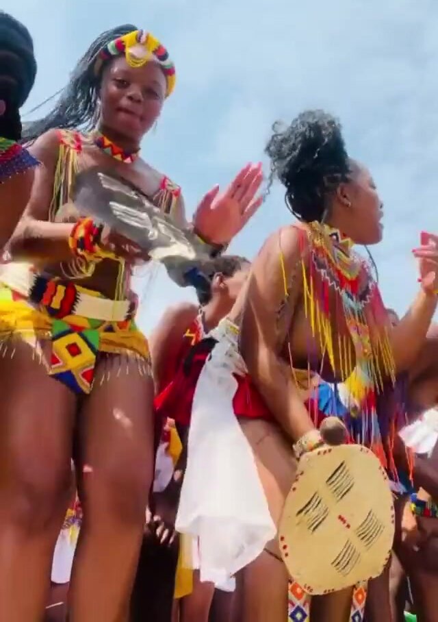 Tribal Big Tits Porn - African tribal dance with titties out - ThisVid.com
