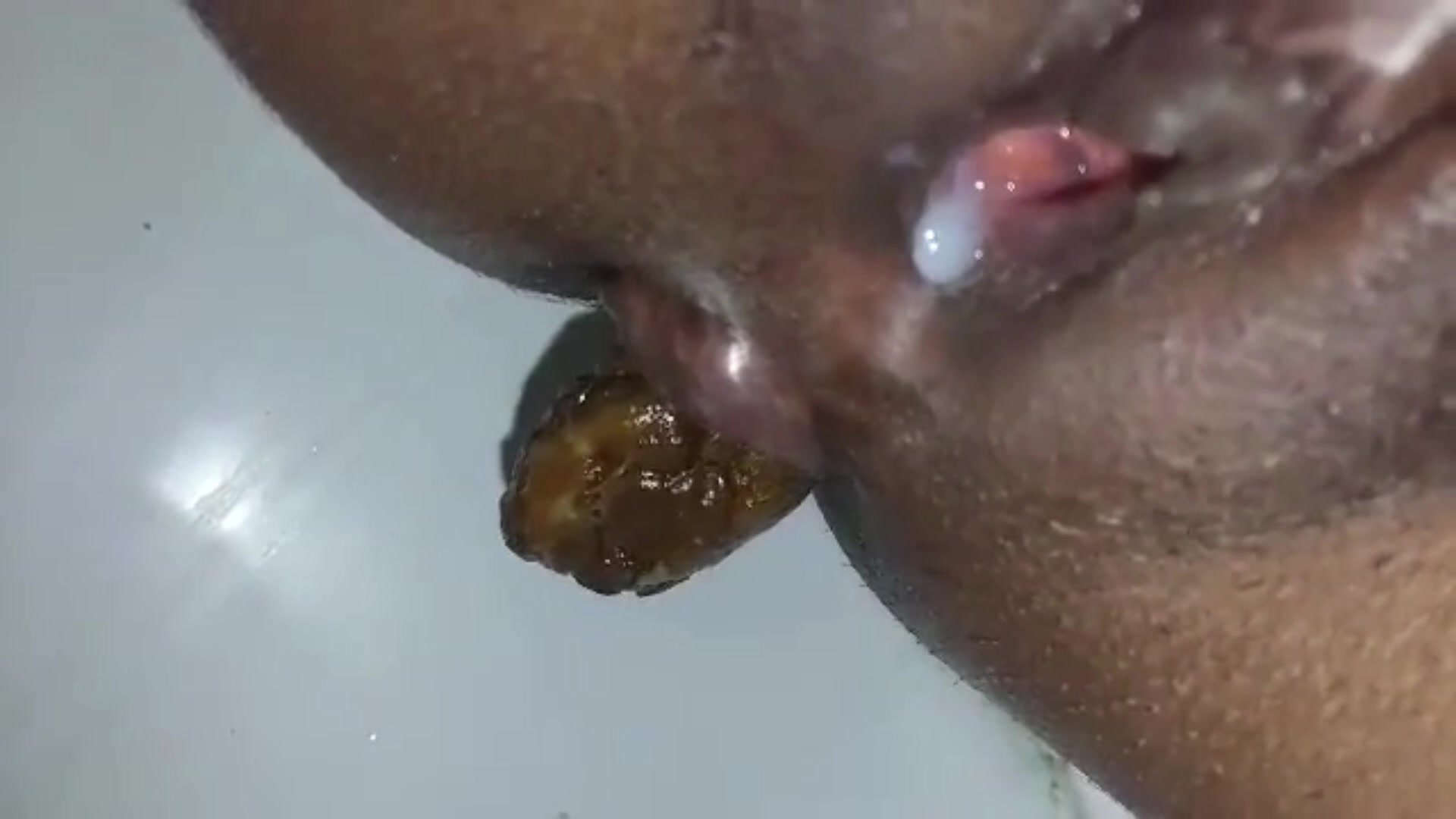 Sri lankan girl pooping close up and cumming