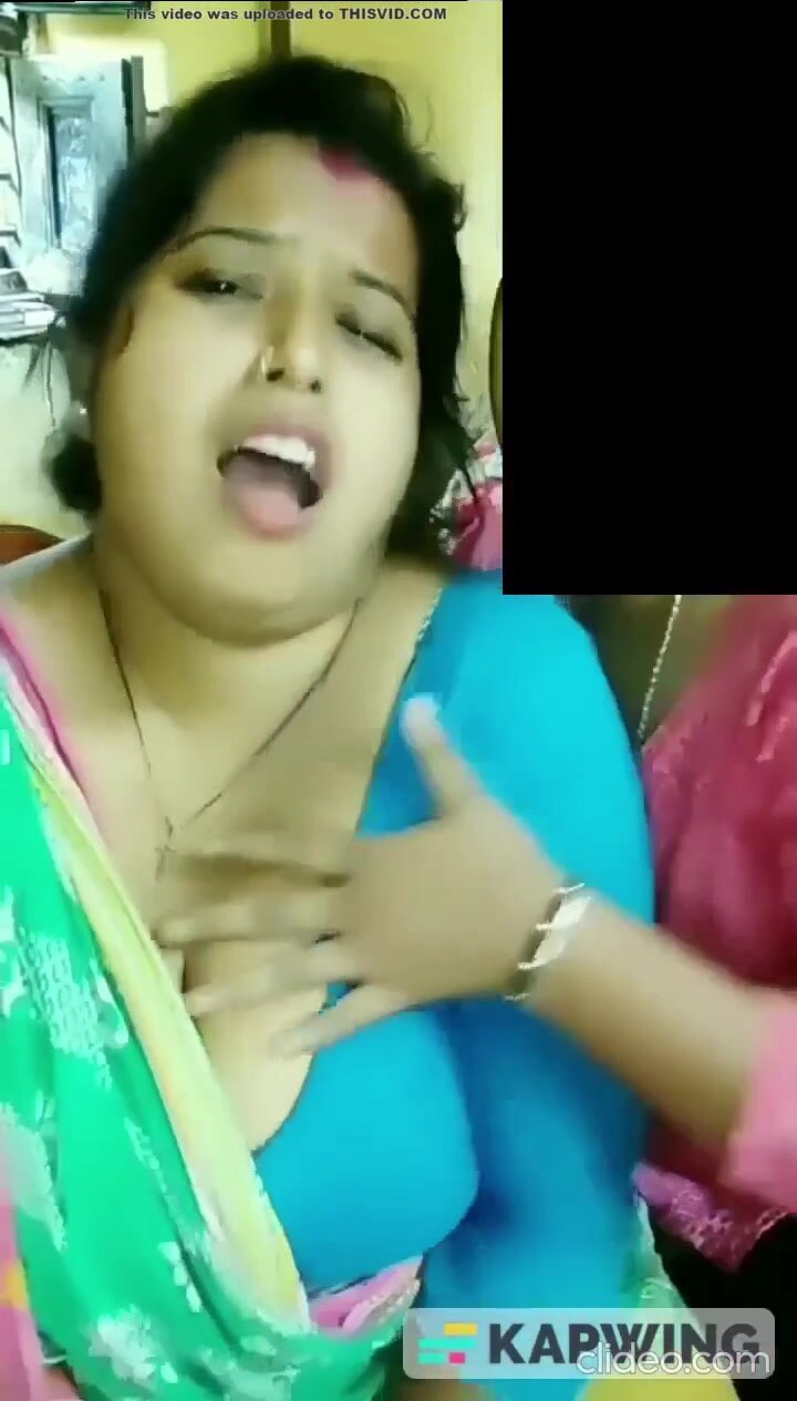 Naked desi boudi