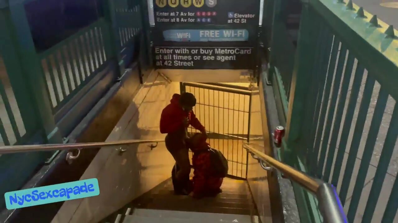 Nycsexcapade fucks in times square pic