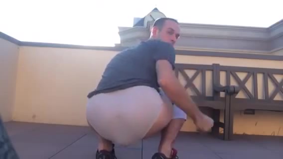 568px x 320px - Pantspoop on rooftop - gay scat porn at ThisVid tube