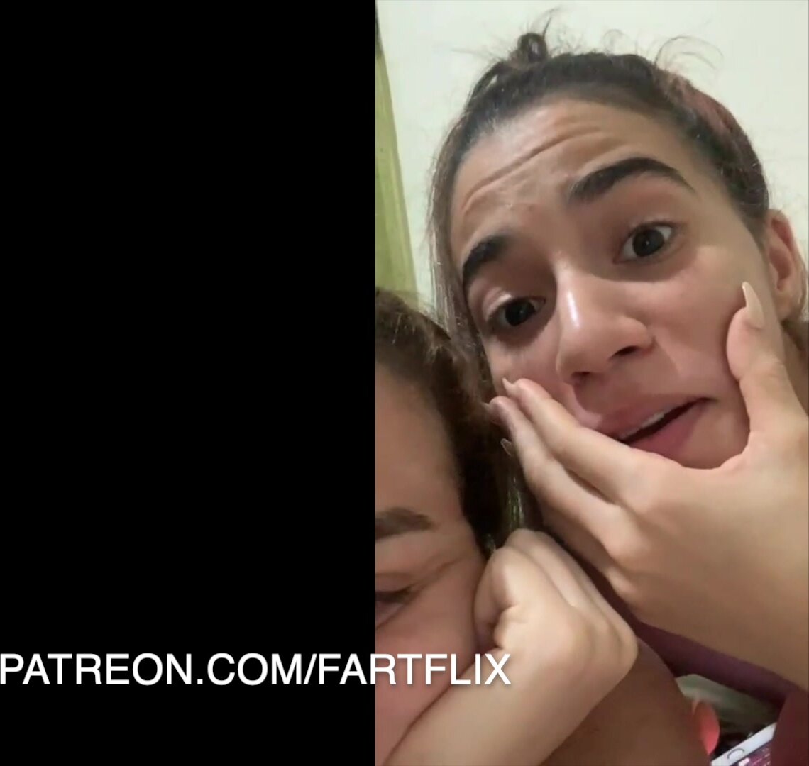 Latina girl farts on her sisters face - ThisVid.com