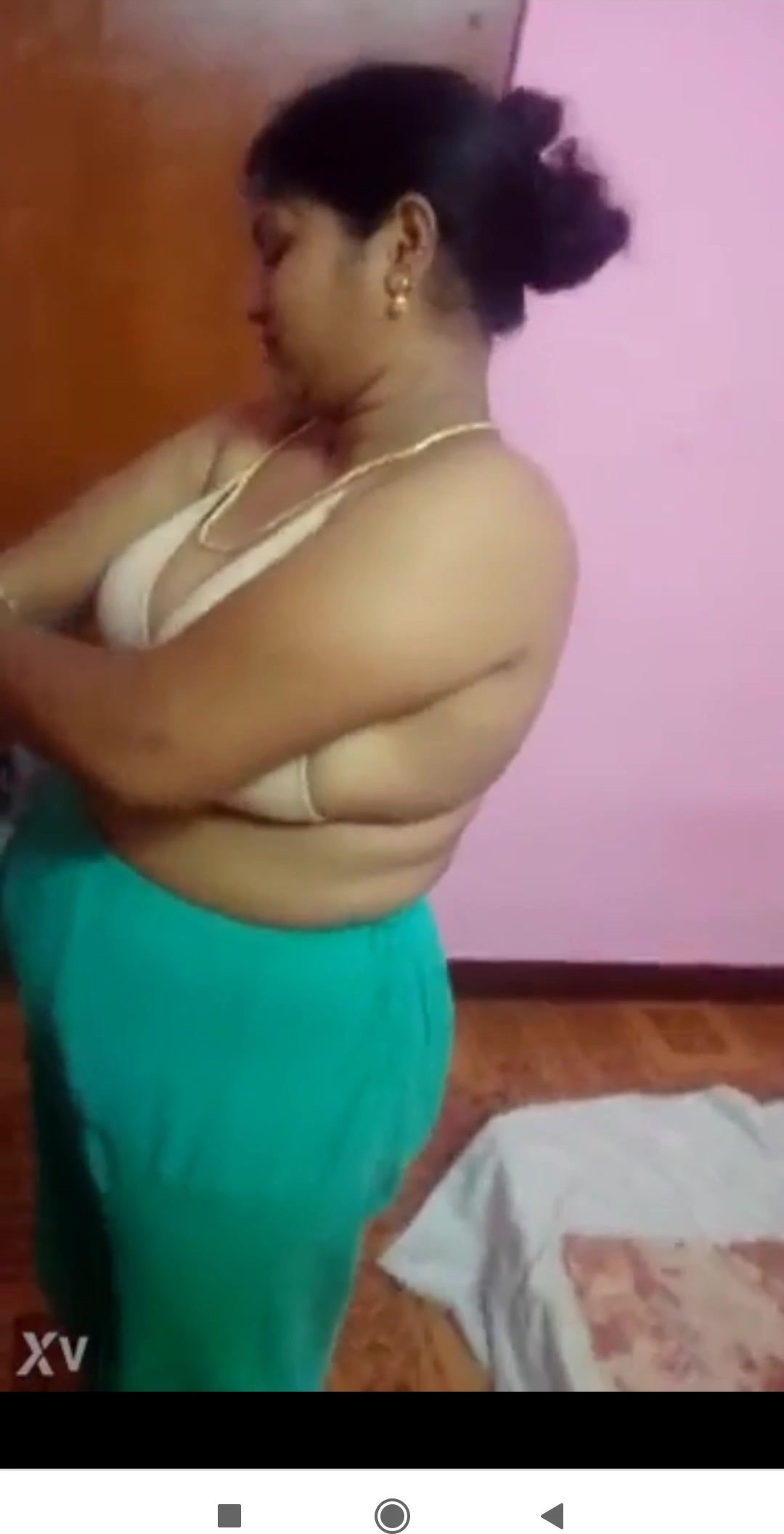 Indian aunty removing dress