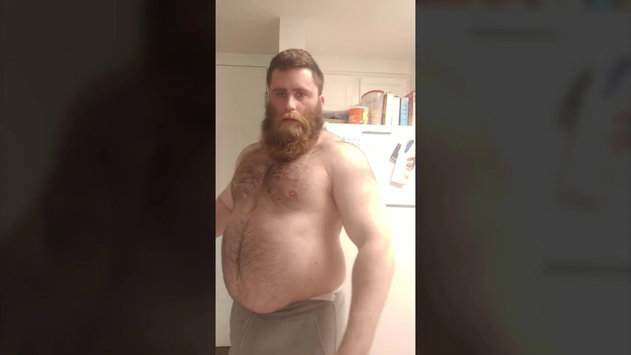 Sexy Bear Porn - Big sexy Bear belches - ThisVid.com