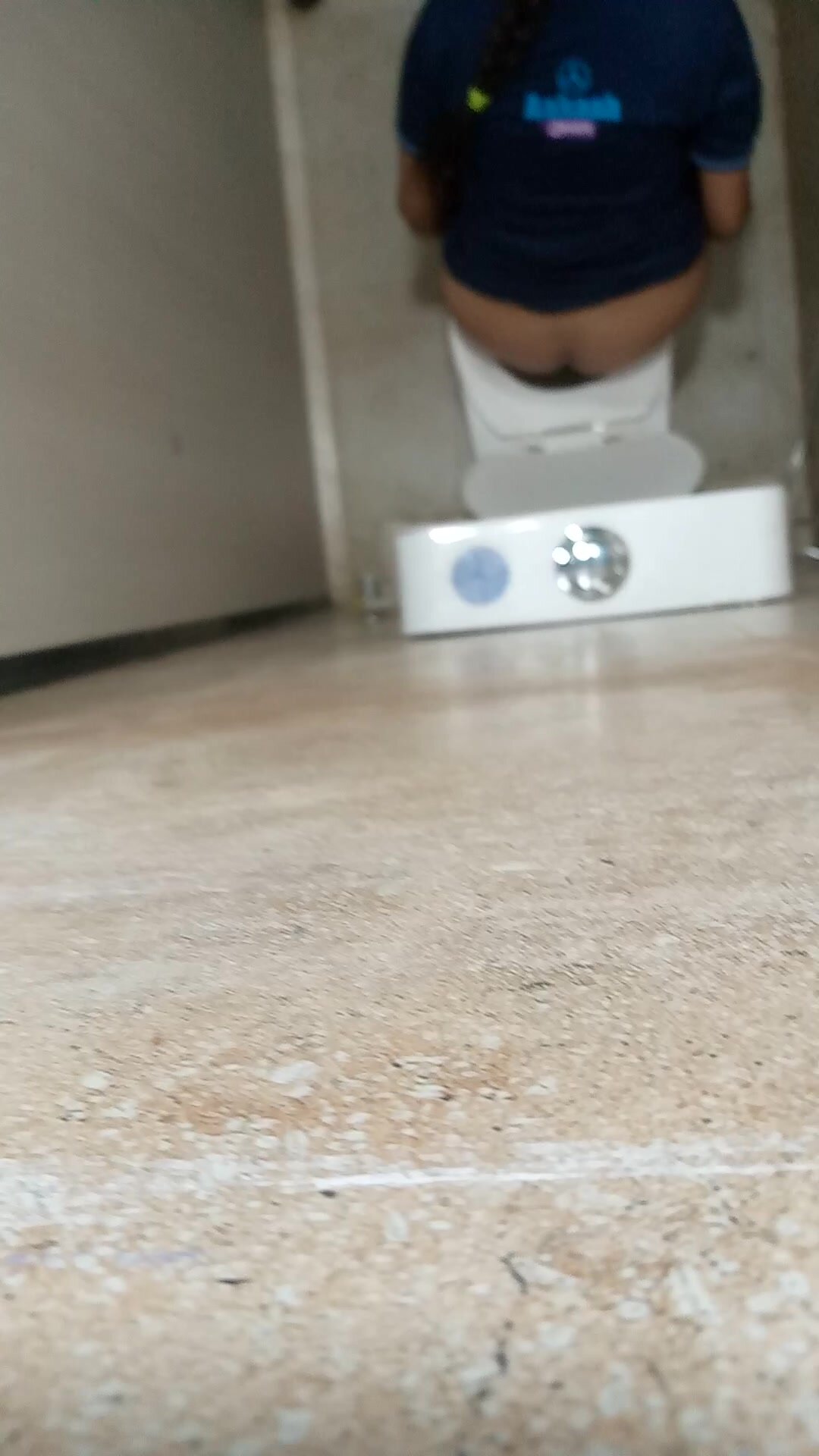 Indian girls toilet of akash coaching institute pic