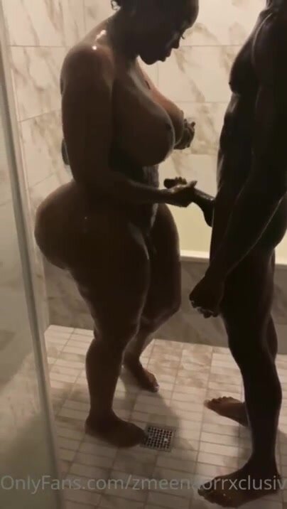 404px x 716px - Thick ebony taking a shower - ThisVid.com