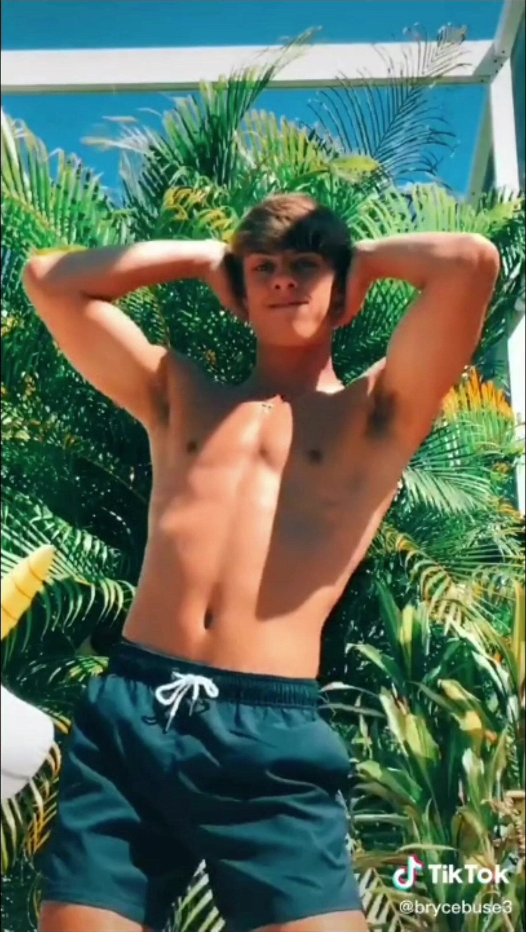 Bulges-Tiktok compilation - ThisVid.com