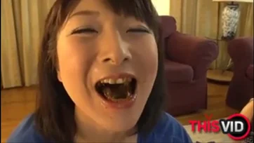 Japonesas Cagando