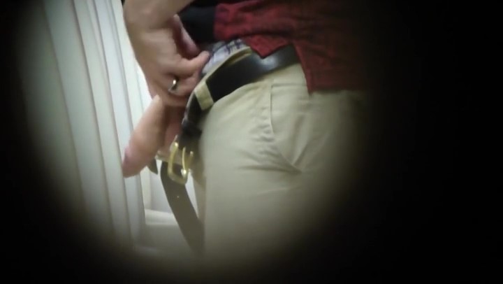 Urinal spy 1 - video 9 - ThisVid.com
