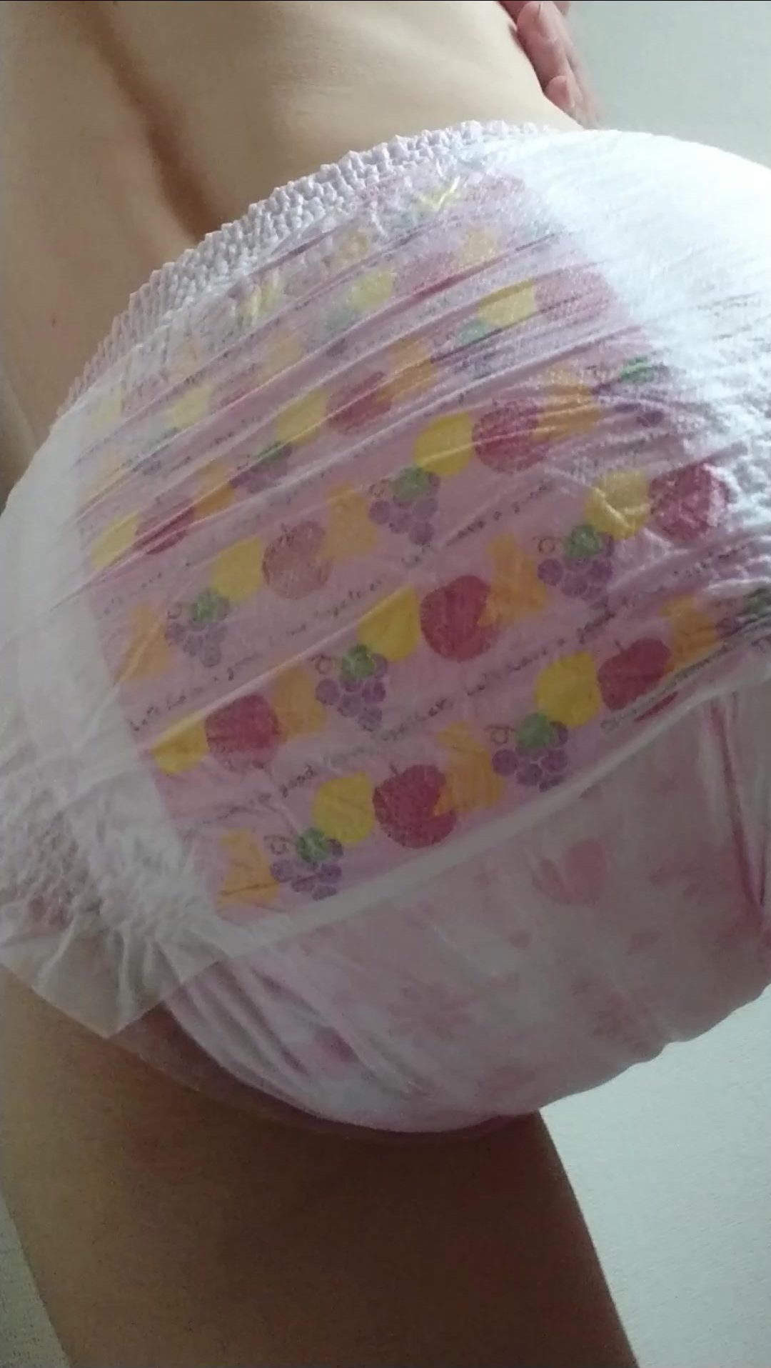 Japanese Diaper pullup poop3 - ThisVid.com en anglais