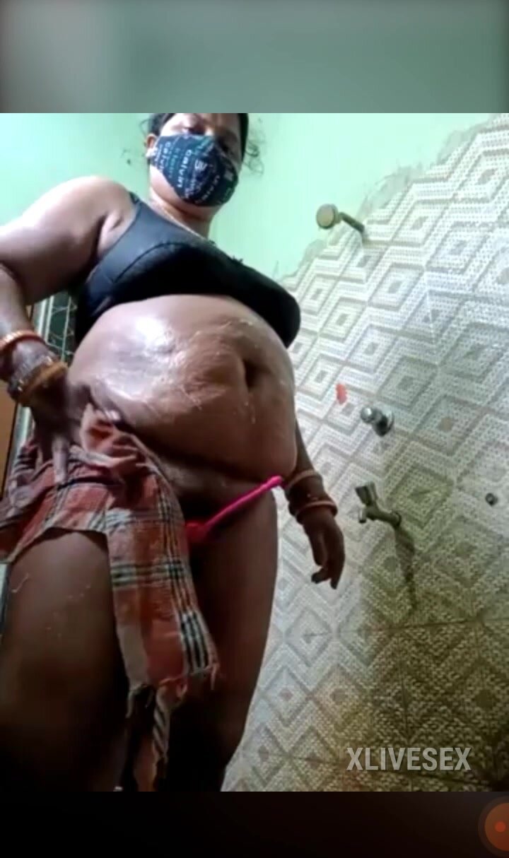 Desi aunty nude bath live photo