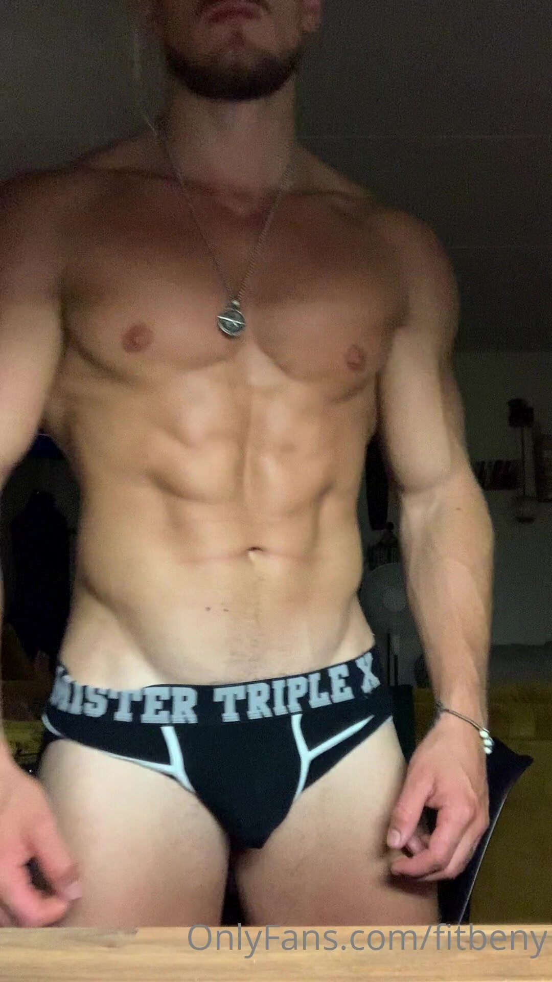 Triplex Sexy Videos - Sexy hot guy - video 9 - ThisVid.com
