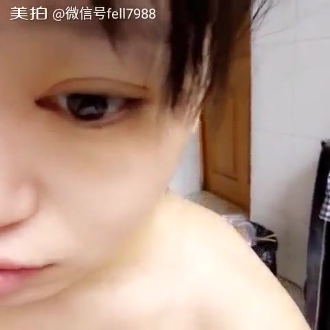 Chinese girl selfie shitting - ThisVid.com