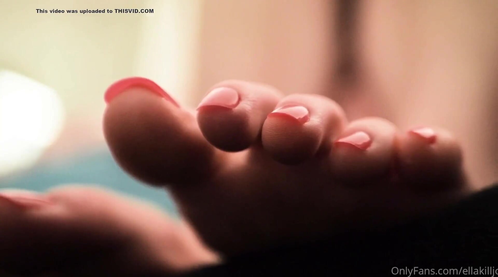 Giantess Feet and Shoe ThisVid com 中文 