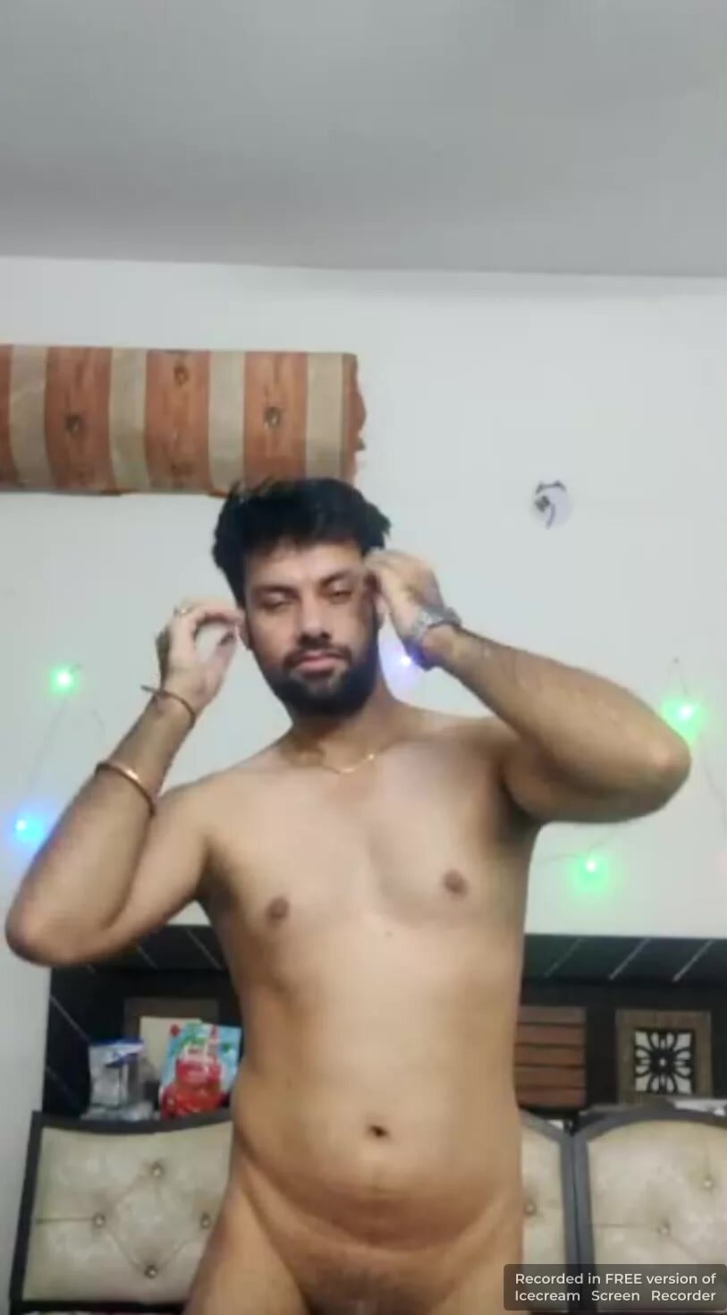 Desi Man Showing His Sexy Body - ThisVid.com En español