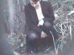 Female outdoor piss