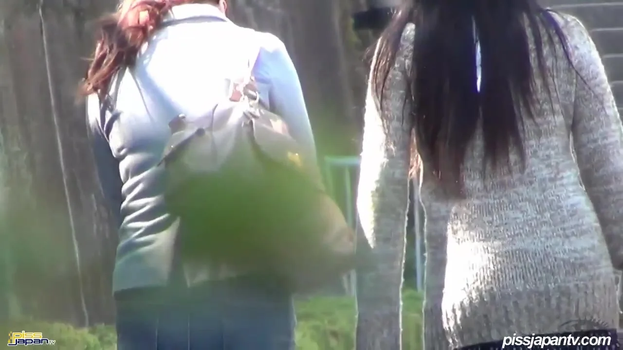 asian panty peeing