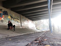 LD pissing 23