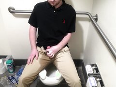 Masturbating after Wetting Myself 9