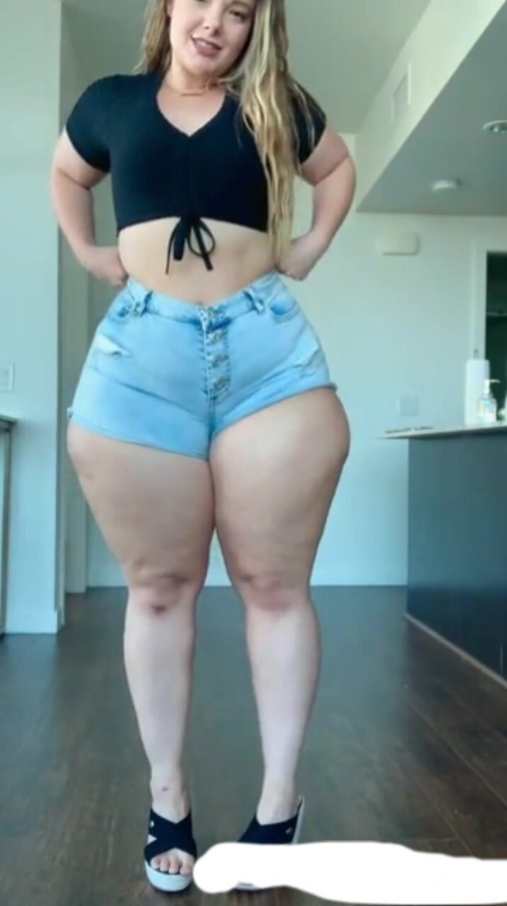 Famous pawg