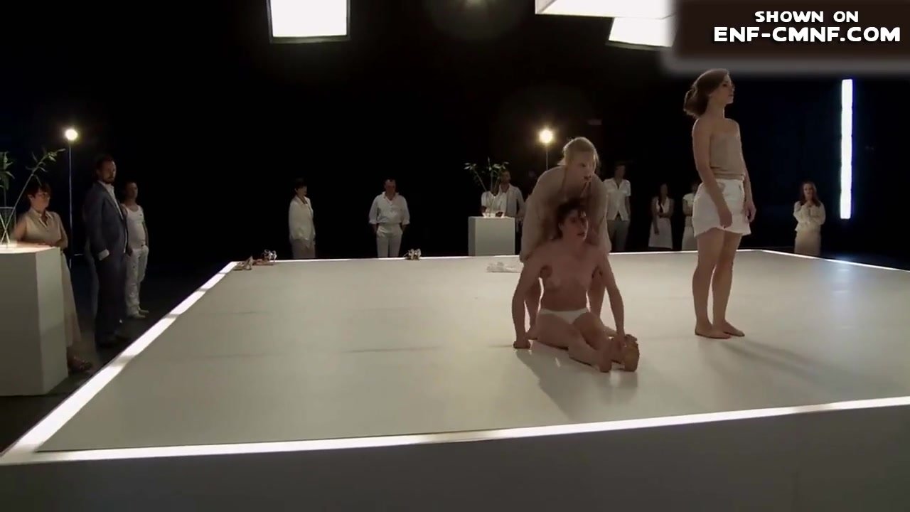 Girl stripped on stage - ThisVid.com