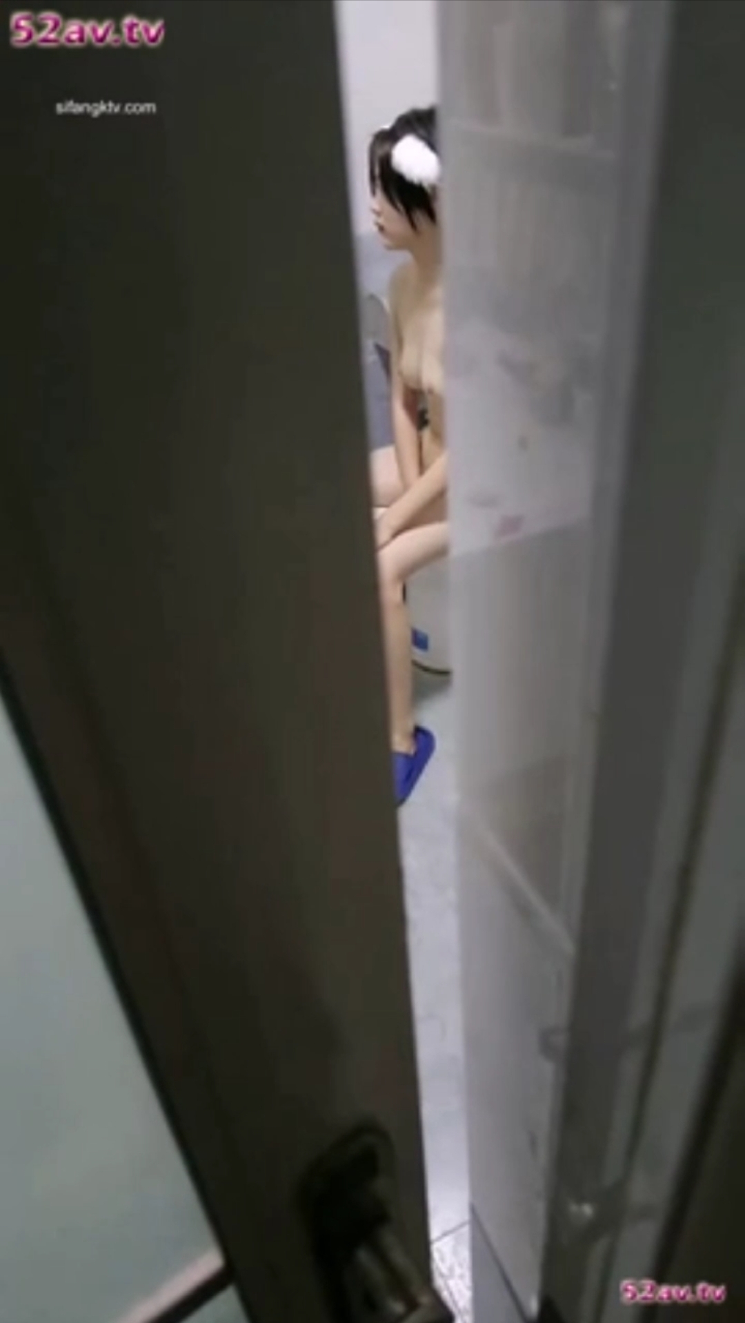 Chinese girl laxative dump - ThisVid.com
