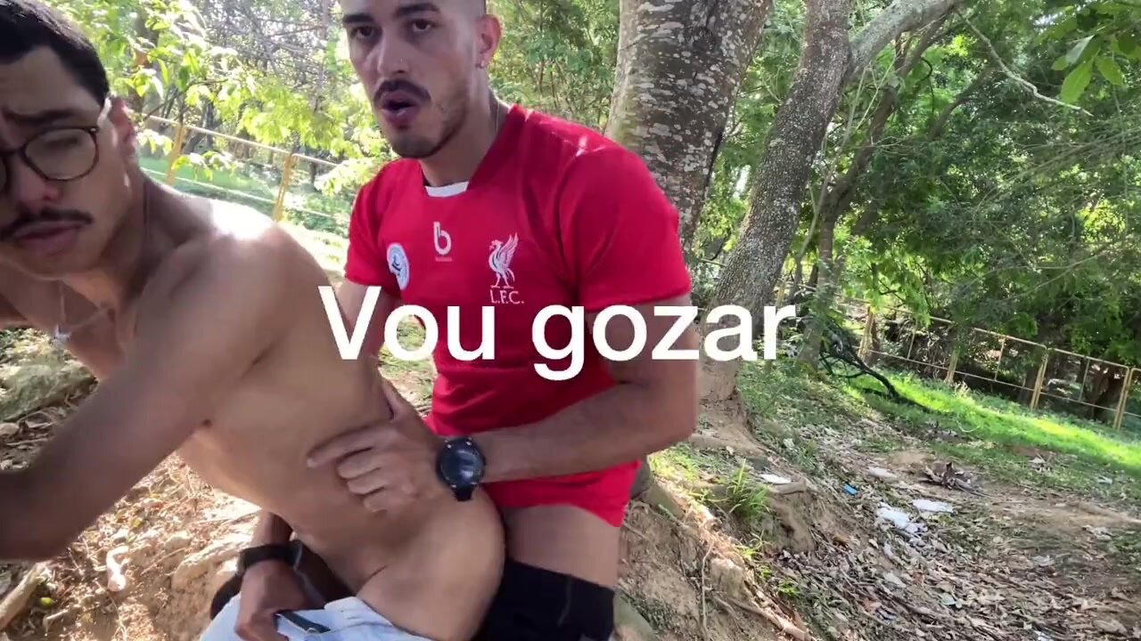 Fodão no mato - ThisVid.com