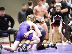 HOT WRESTLERS WITH BIG BULGE - video 2