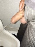 URINATING PENIS I'D LOVE TO SUCK