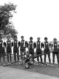 Rowing teams bulge