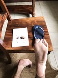 Snail crush bare soles