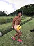 男の全裸 野外 japan
