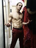Italian sexy muscle dancer
