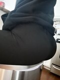 THICK PLUMP BOOTY BITCH