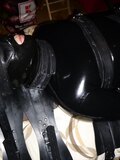 Restrained by a rubber segufix system