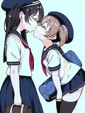 Girls kissing +Ecchi