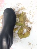 Rubber boot crushing