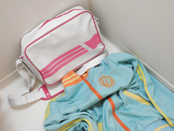 Pooping with "Love live!" track jacket with bag
