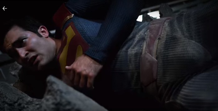 Superman weakened by kryptonite