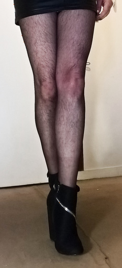 2017-06-02 Mini leather skirt 2
