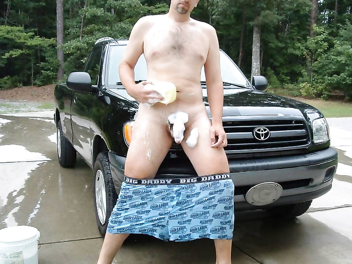 Piggysleaze Car Washing