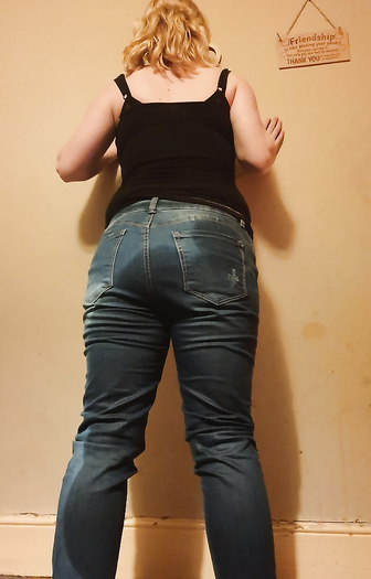 pissing in jeans