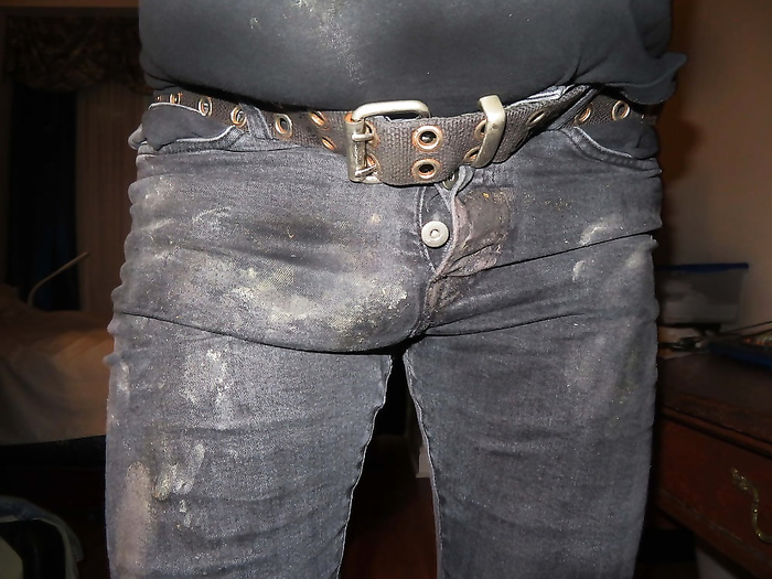 Dirty stinking jeans bulges - cumrag jeans