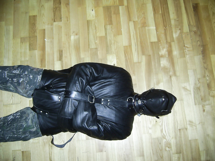In a leather straitjacket - album 22