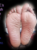 P.E.T.E.'s Ticklish Bare Feet-Bed01